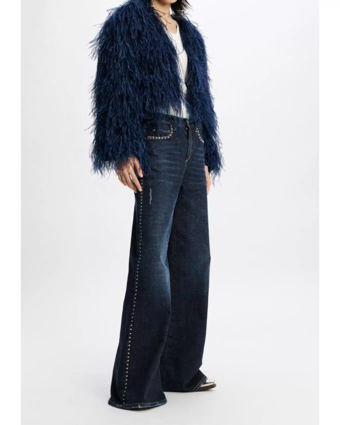 dorothee_schumacher_feathery_volume_jacket_4.webp Feathery Volume Jacket<Dorothee Schumacher Online
