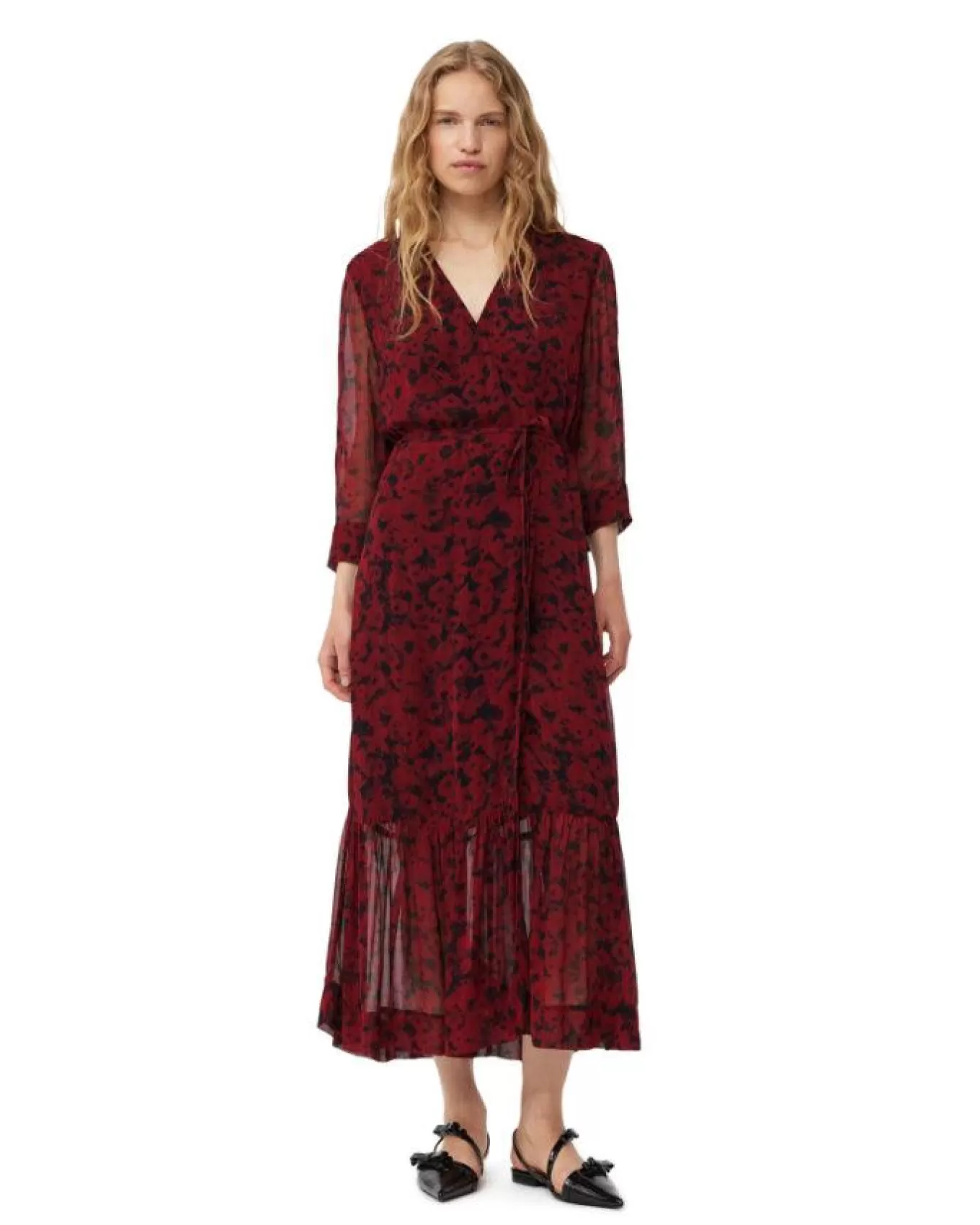 ganni_red_print_georgette_wrap_midi_dress_2.webp Red Print Georgette Wrap Midi Dress<Ganni Sale