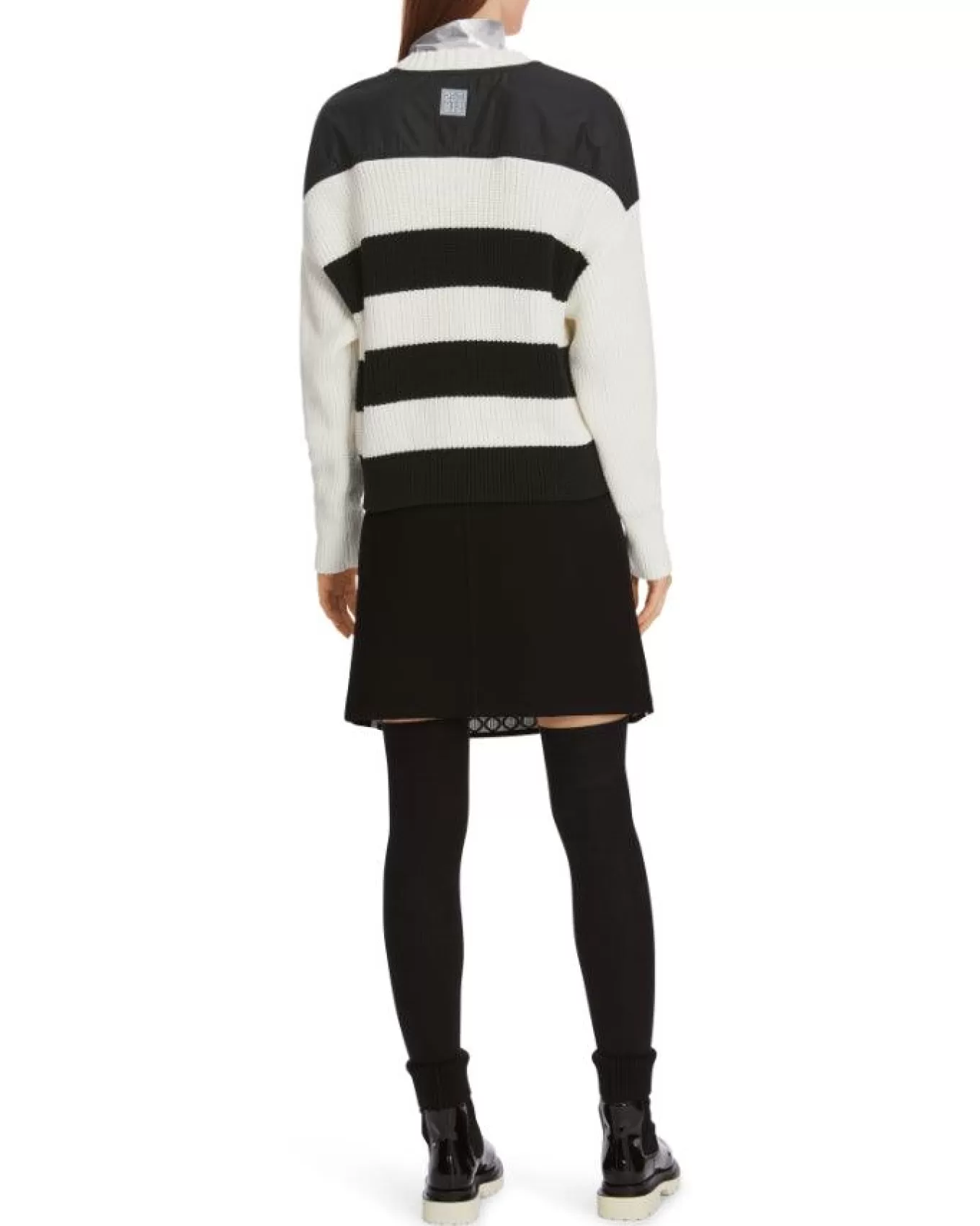marc_cain_rugby_back_stripe_sweater_2.webp Rugby Back Stripe Sweater<Marc Cain Store