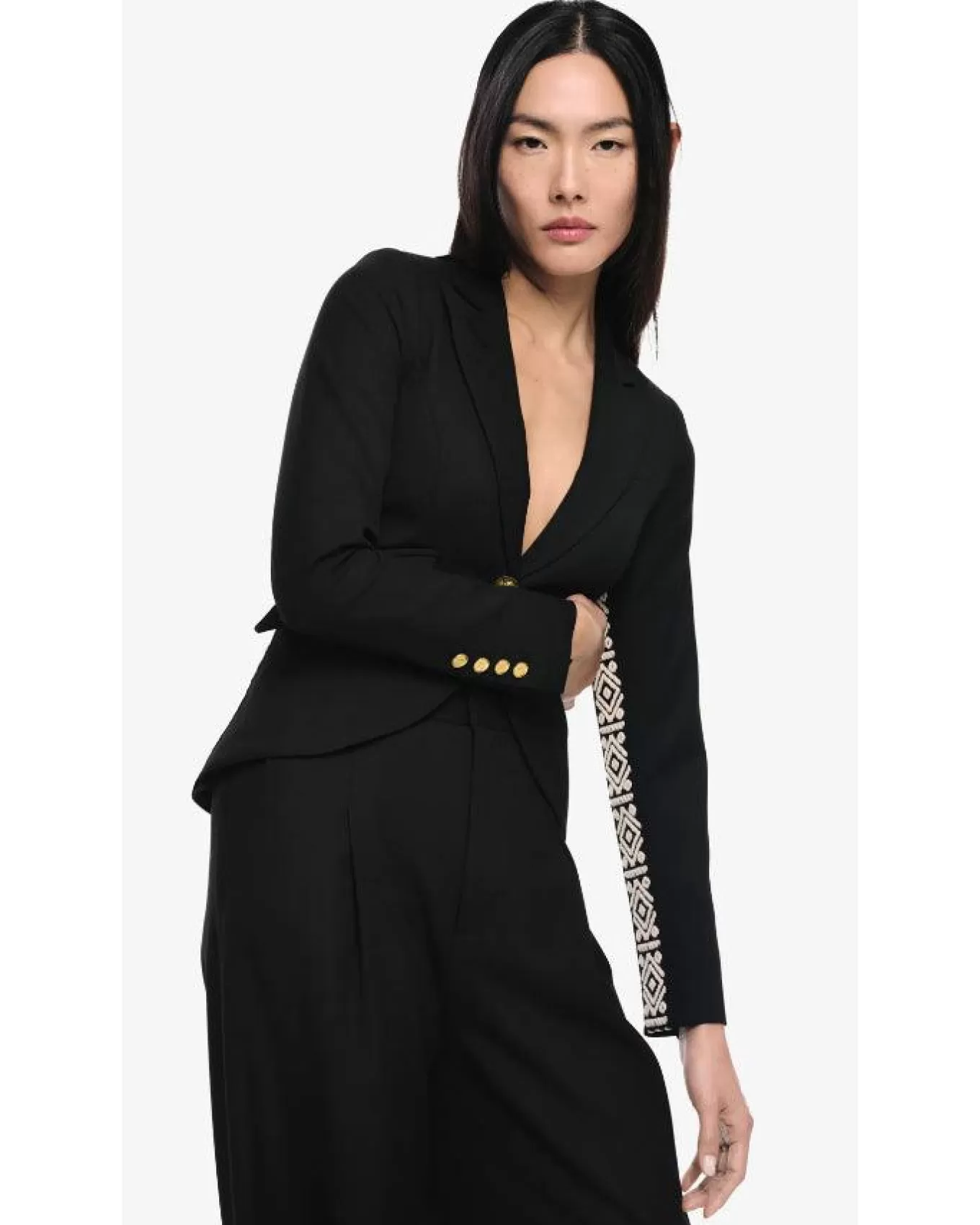 smythe_one_button_graphic_tuxedo_stripe_blazer_3.webp One Button Graphic Tuxedo Stripe Blazer<Smythe Outlet